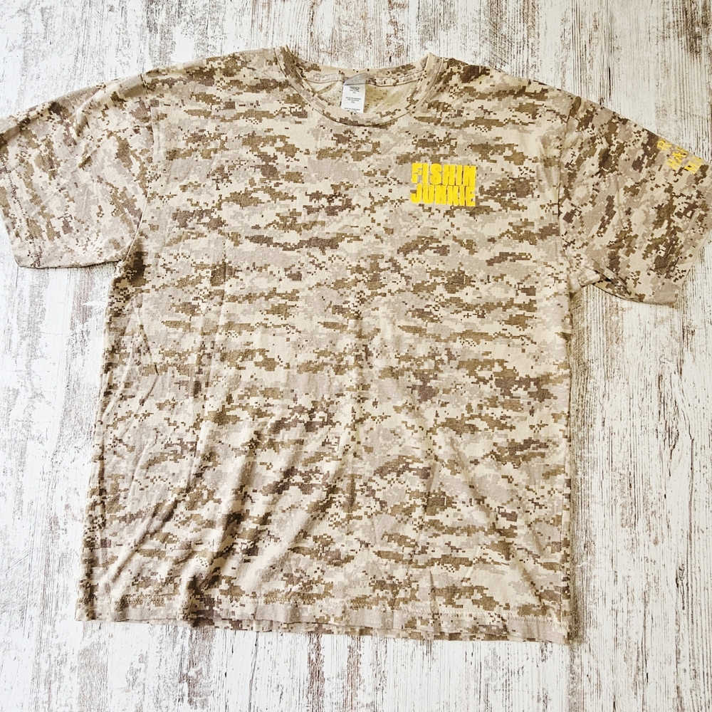 Code 5 Camo Short Sleeve Shirt Tee Mens Size XL Digital Desert Fishin Junkie